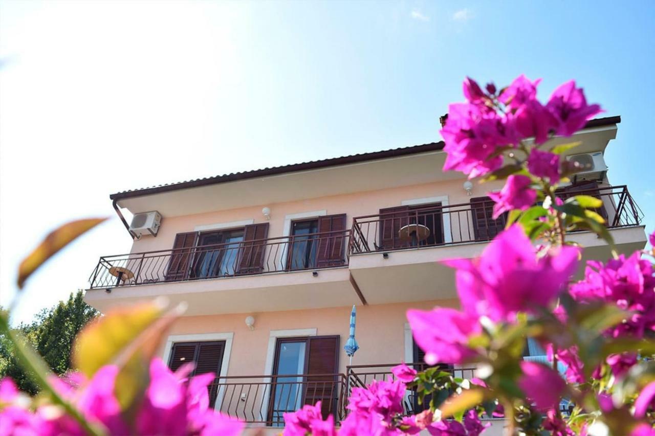 Apartman Persic Mošćenička Draga Buitenkant foto